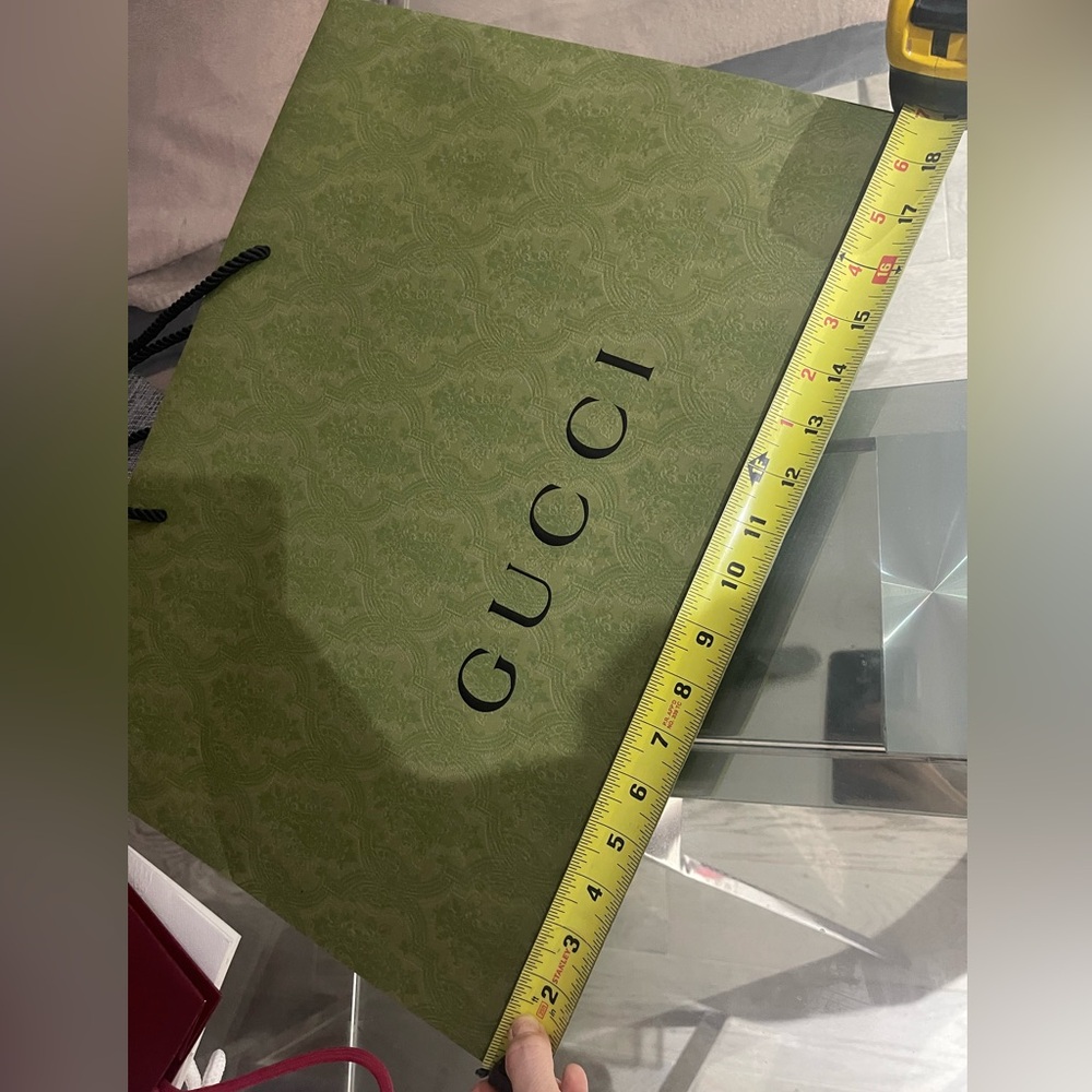 Gucci package - Picture 6 of 6